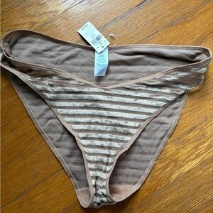 BUNDLE Aerie, Calvin Klein, Urban Outfitters BDG, Victorias Secret intimates